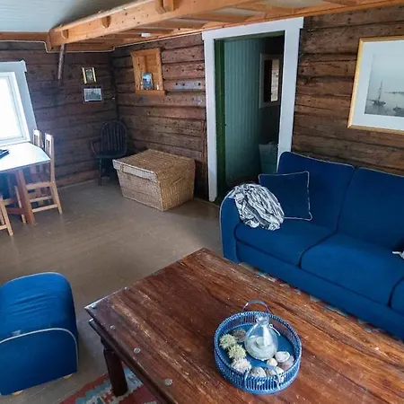 Fisherman's Cabin, Lofoten - 11 Johnbua *