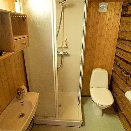 Fisherman's Cabin, Lofoten - 11 Johnbua *