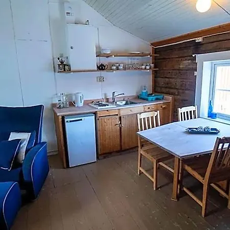 Han/Misafirhane Fisherman's Cabin, Lofoten - 11 Johnbua