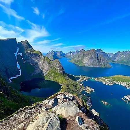 Han/Misafirhane Fisherman's Cabin, Lofoten - 11 Johnbua