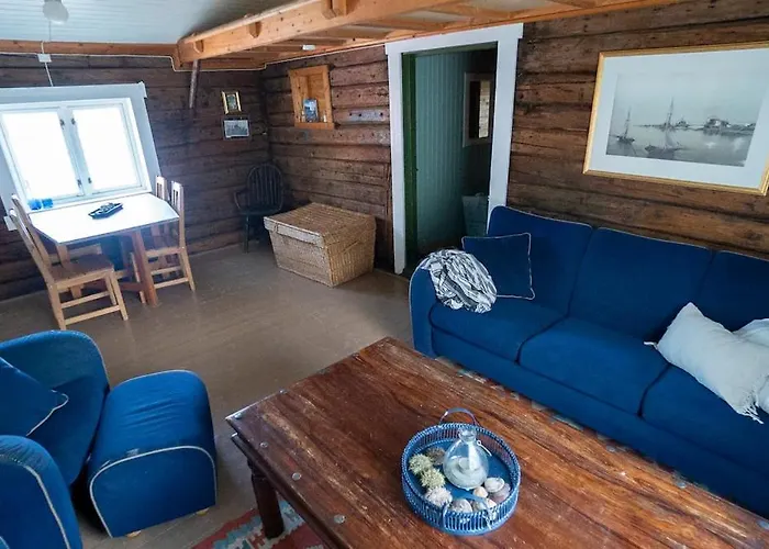 Fisherman's Cabin, Lofoten - 11 Johnbua *